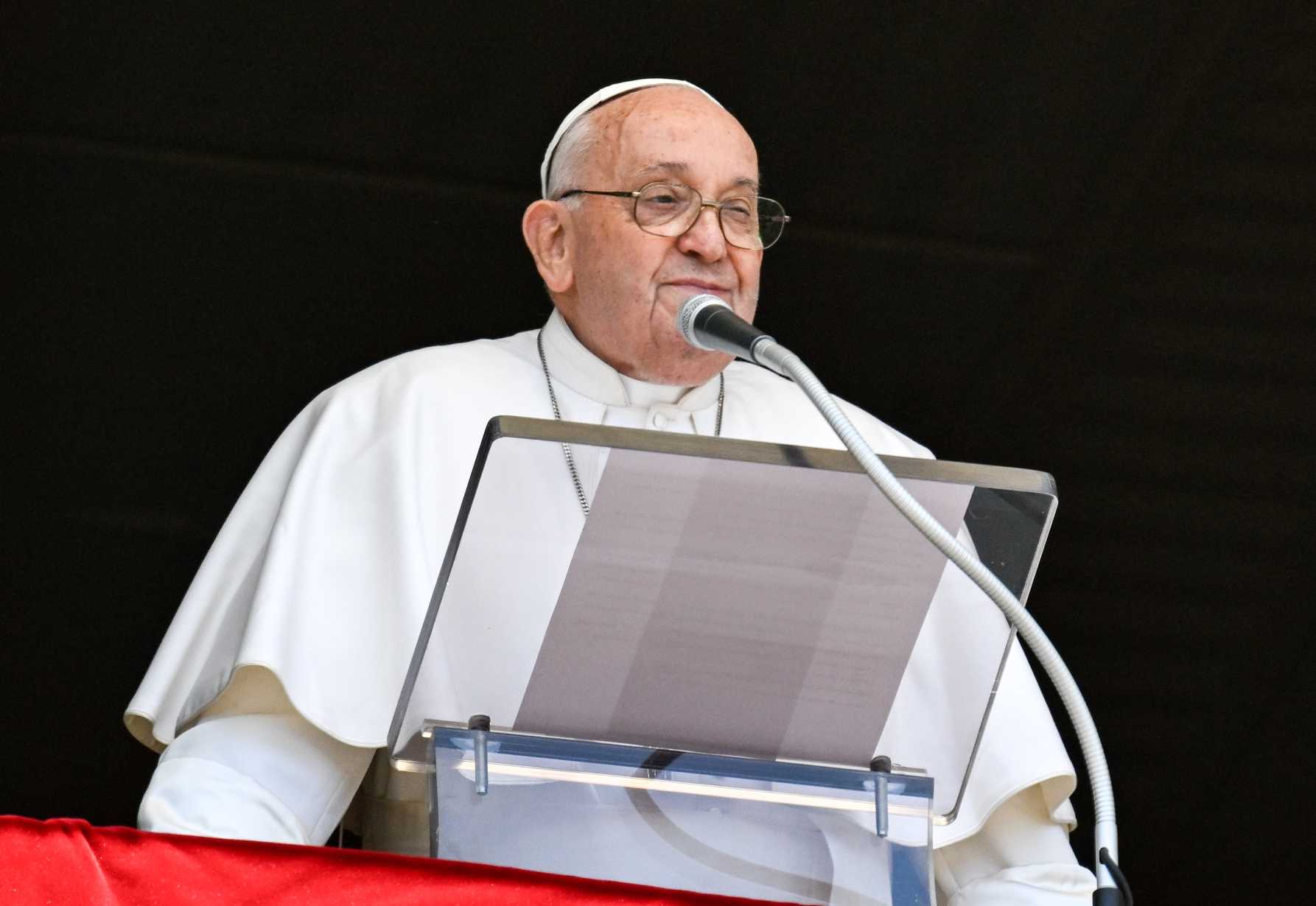 Jesus asks for faithfulness, but also friendship, pope says