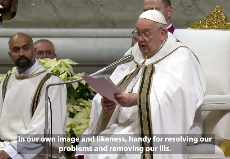 Pope: Celebrate the true meaning of Christmas