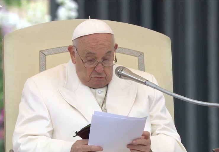 Pope prays for fallen Ukrainian soldier
