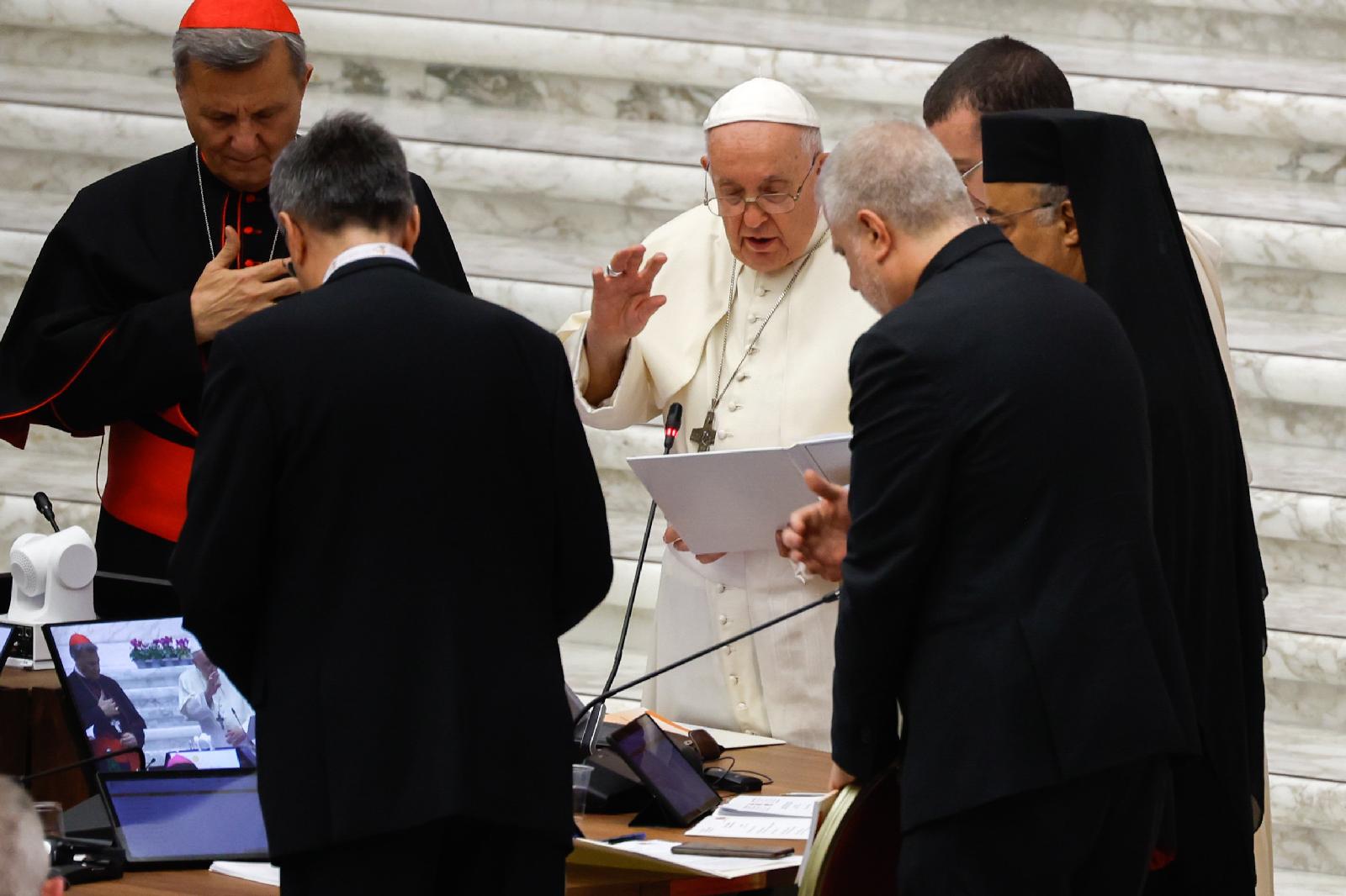 Pope Francis at synod assembly