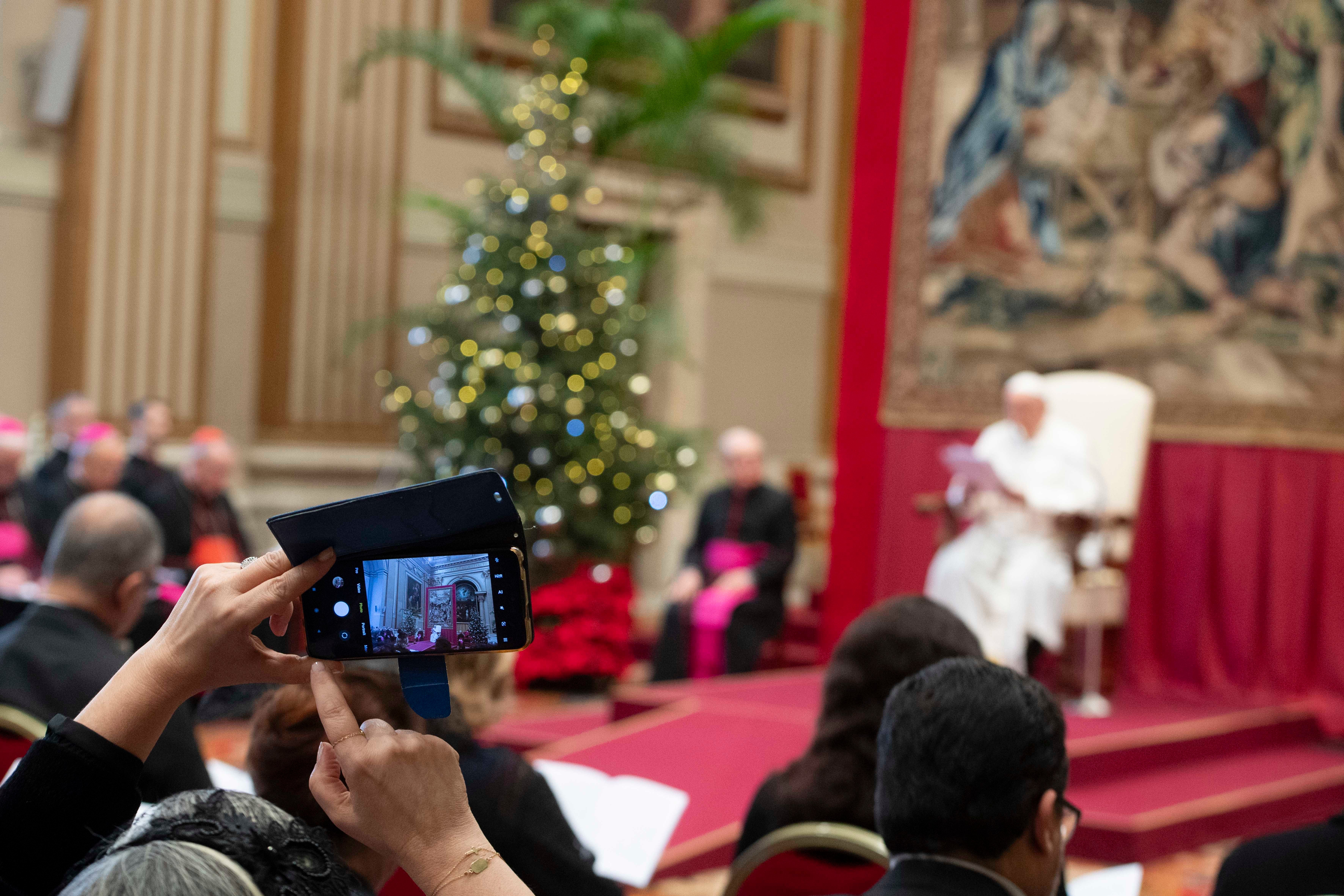 pope speech camera