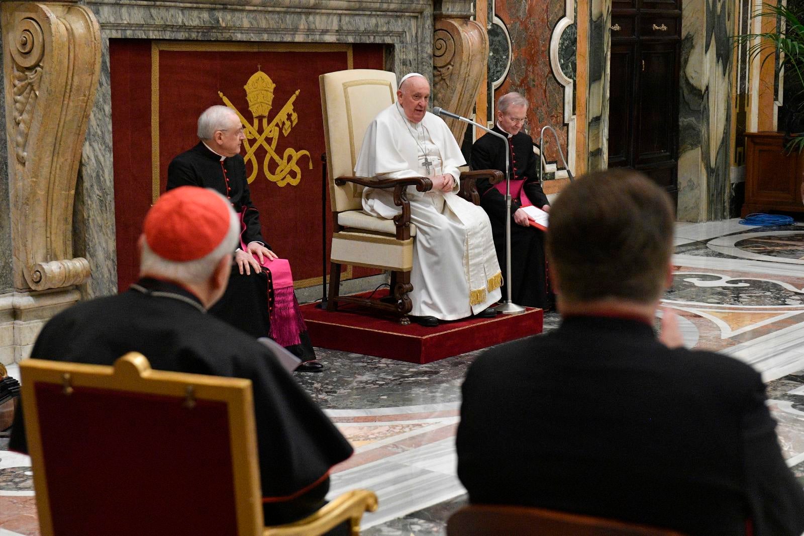 Pope Francis talks about confession