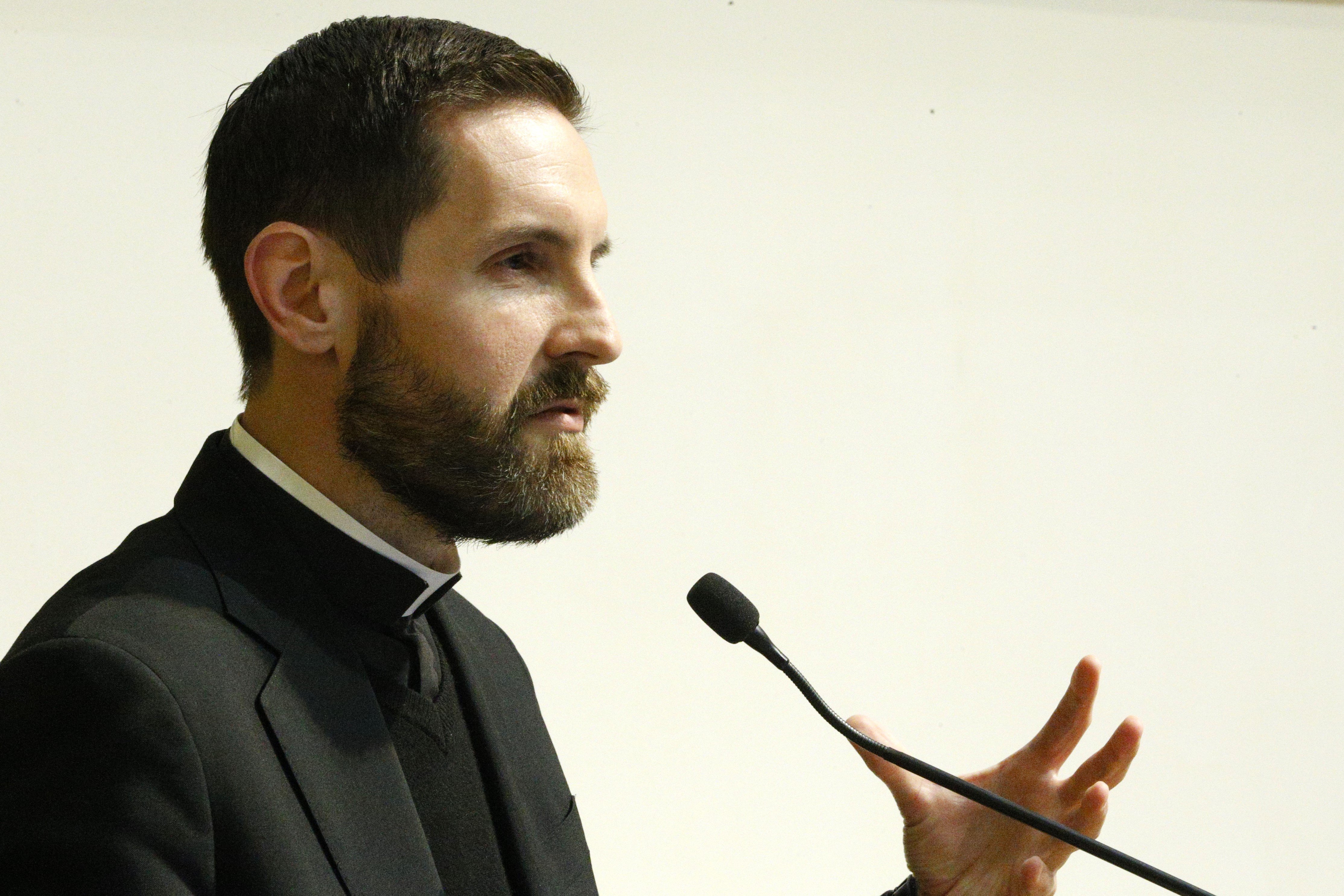 Legionary of Christ Father Michael Baggot speaks at a conference.