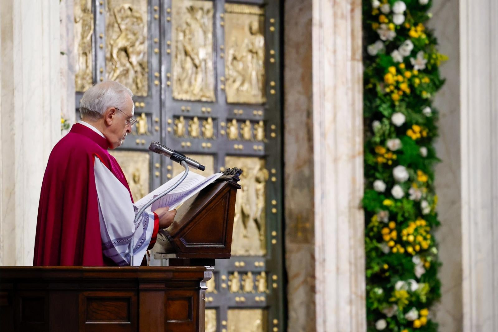 Msgr. Sapienza reads papal document excerpts