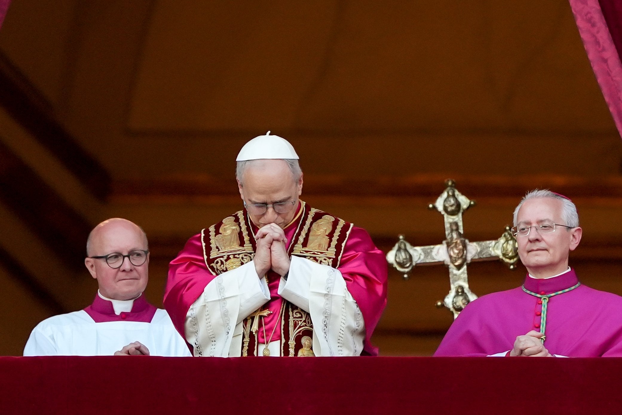 Pope Leo XIV makes his first appearance after his election