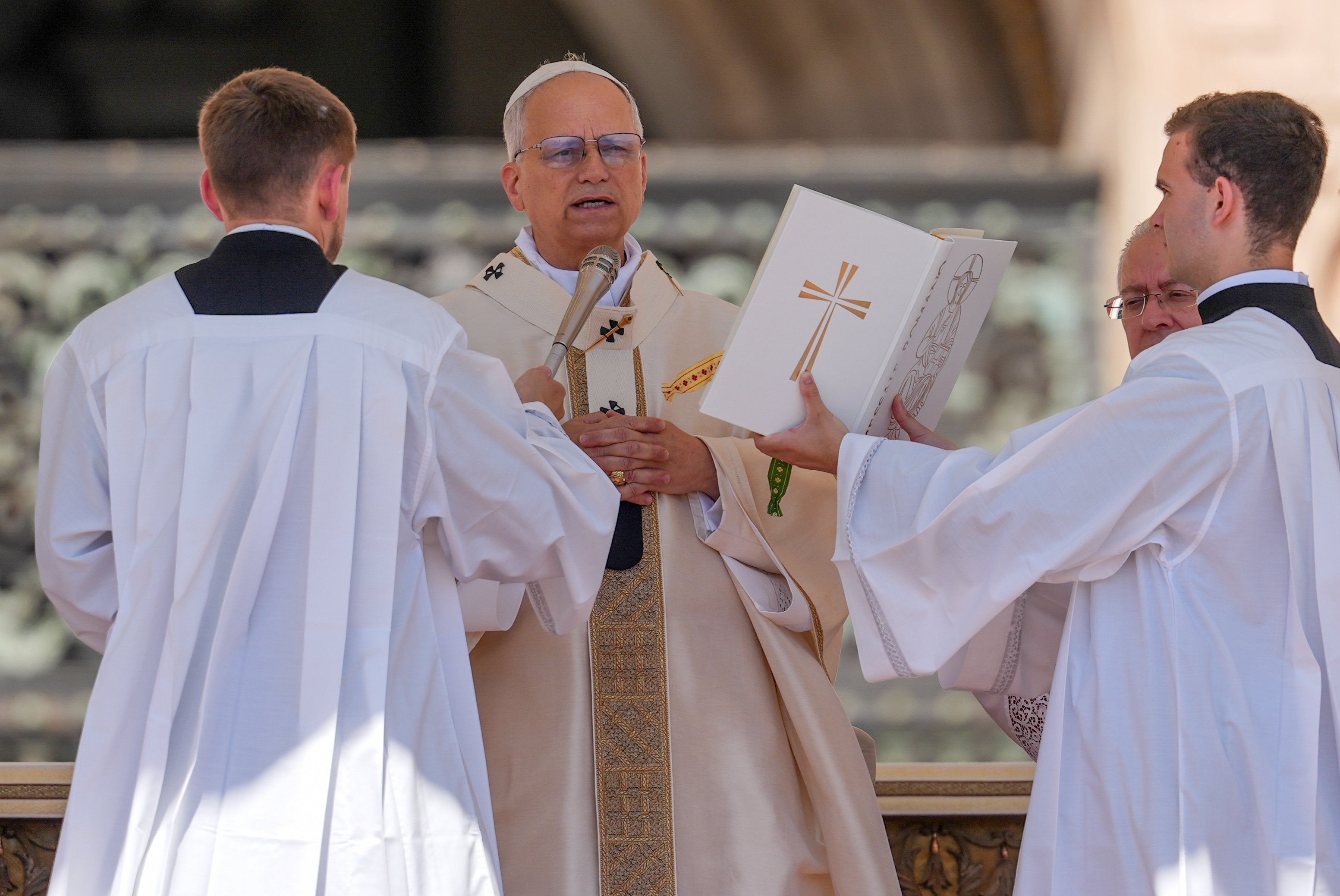 Pope Leo XIV celebrates Mass for Jubilee of Families