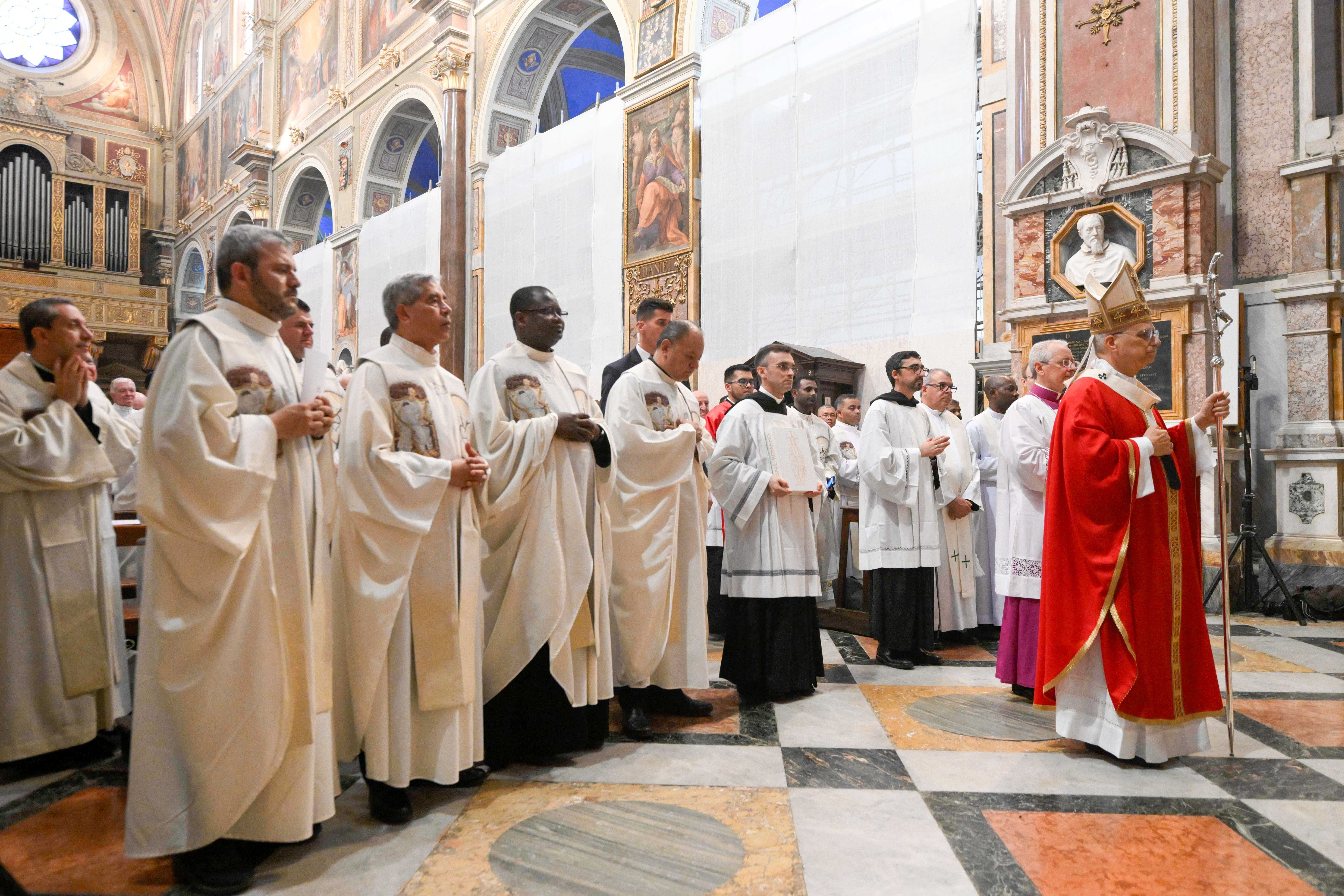 Pope Leo XIV begins Mass with the Augustinians