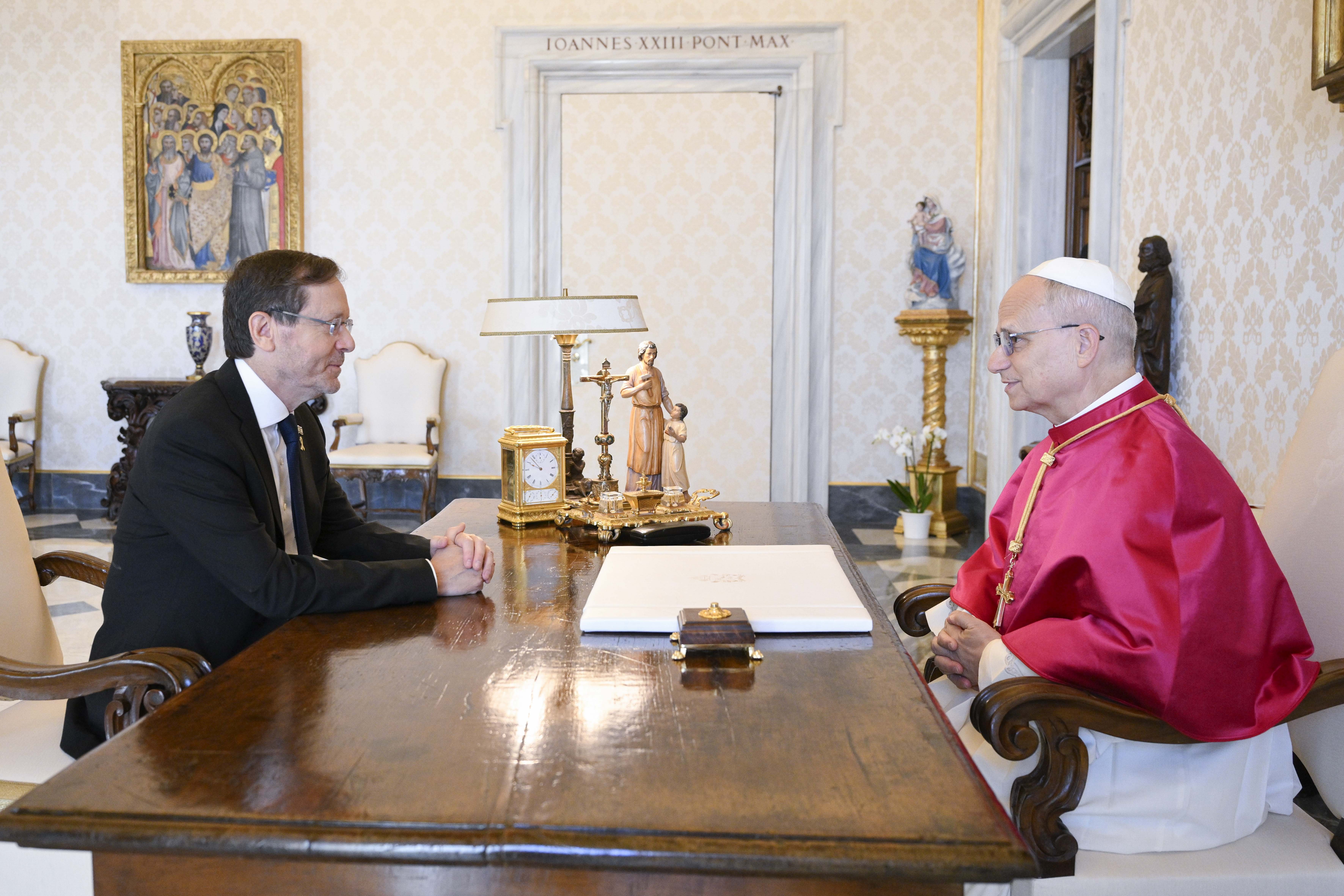 Israeli President Herzog with Pope Leo XIV at the Vatican