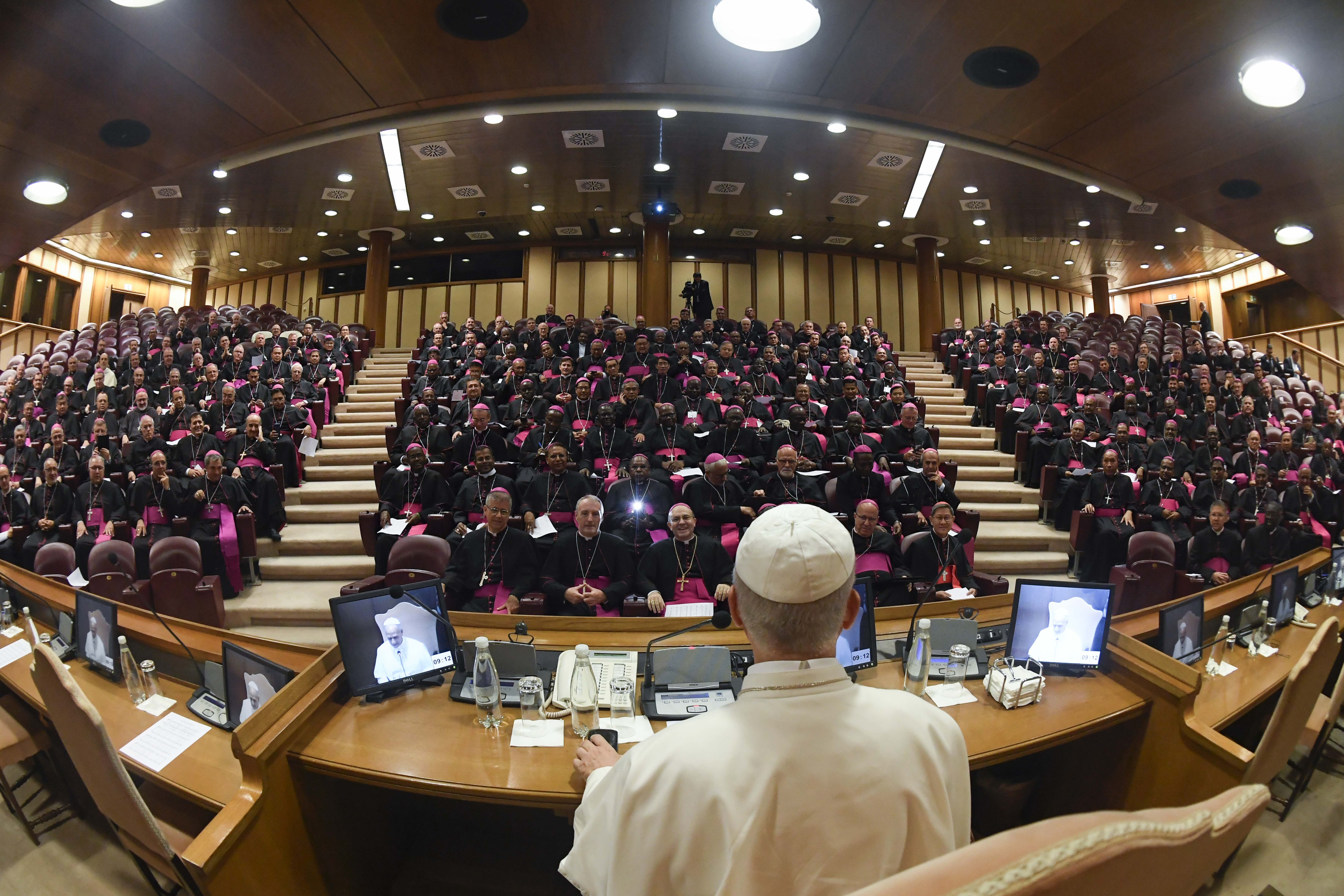 Pope Leo XIV meets with newly named bishops