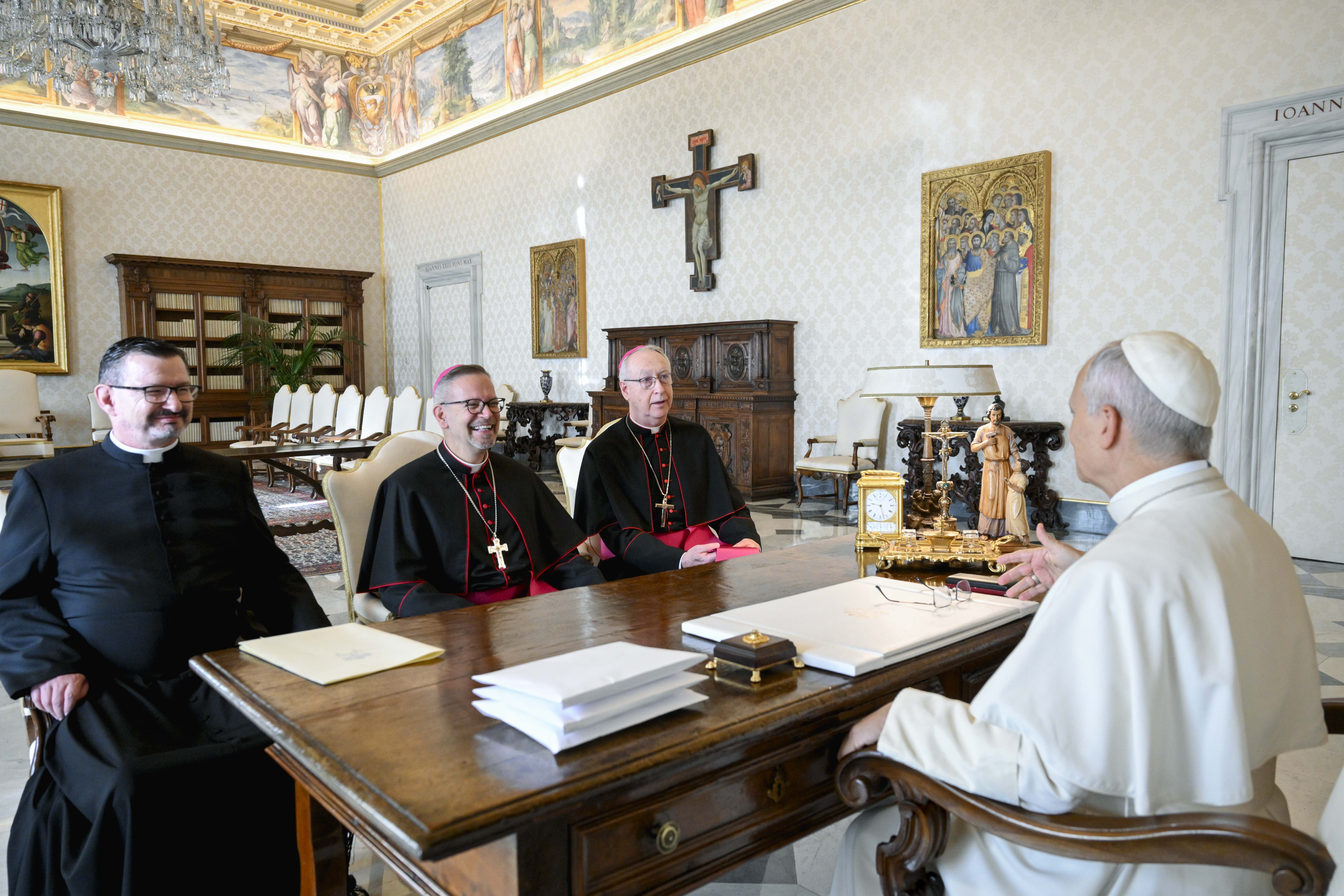 Pope Leo with leaders of the Canadian bishops' conference