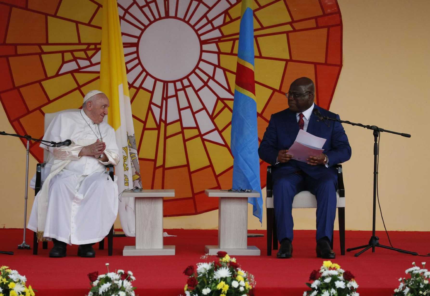 Pope preaches peace, cooperation, resilience to a Congo 'gasping for breath'