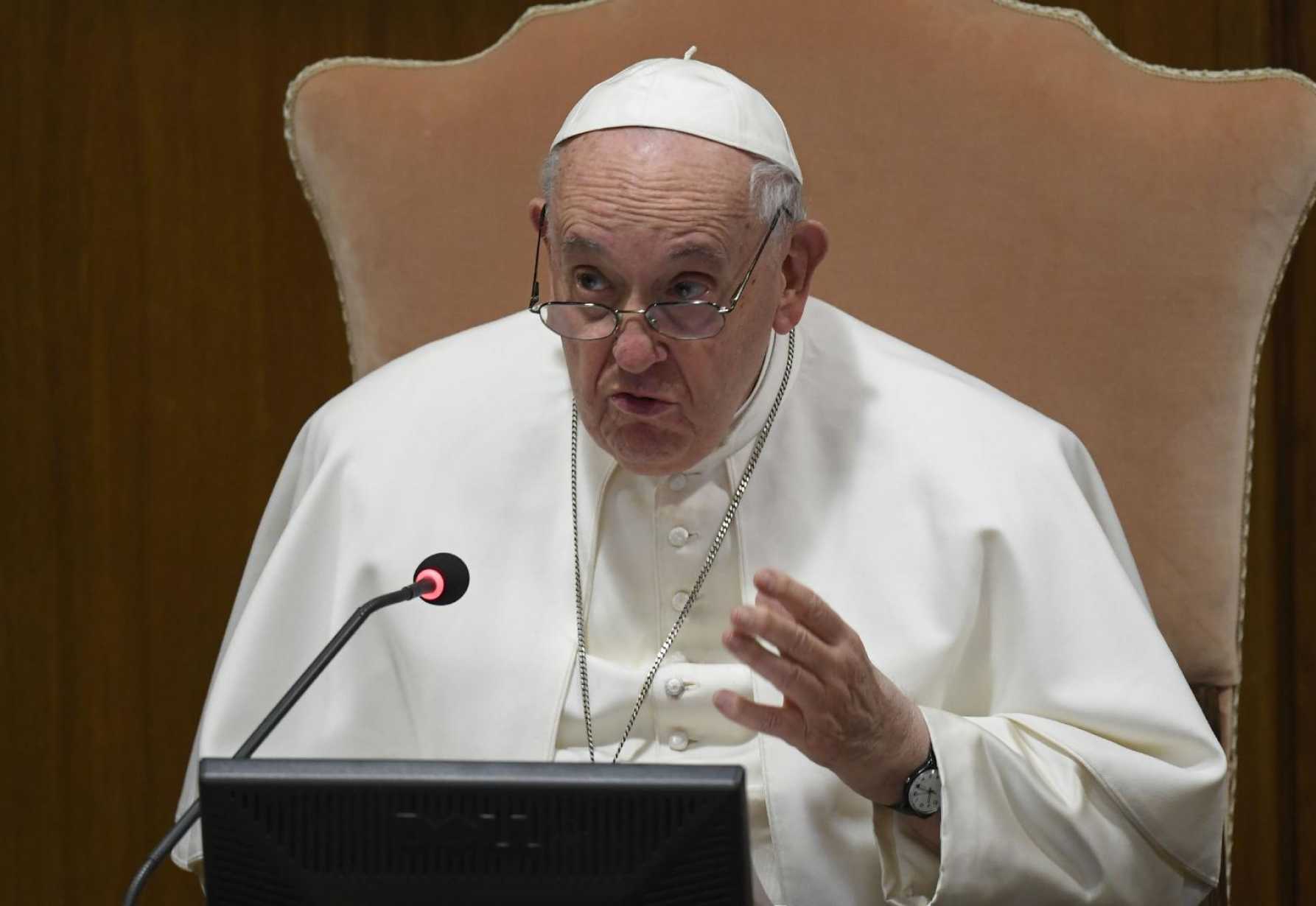 Catholics must overcome 'temptation' of divisions, pope says