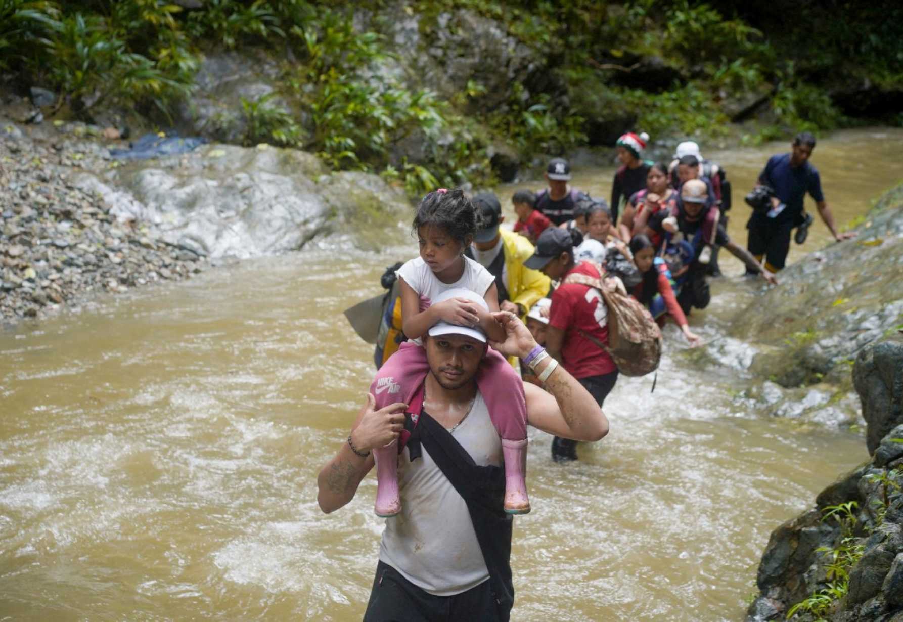 Pope urges the church to see the face of Christ in migrants