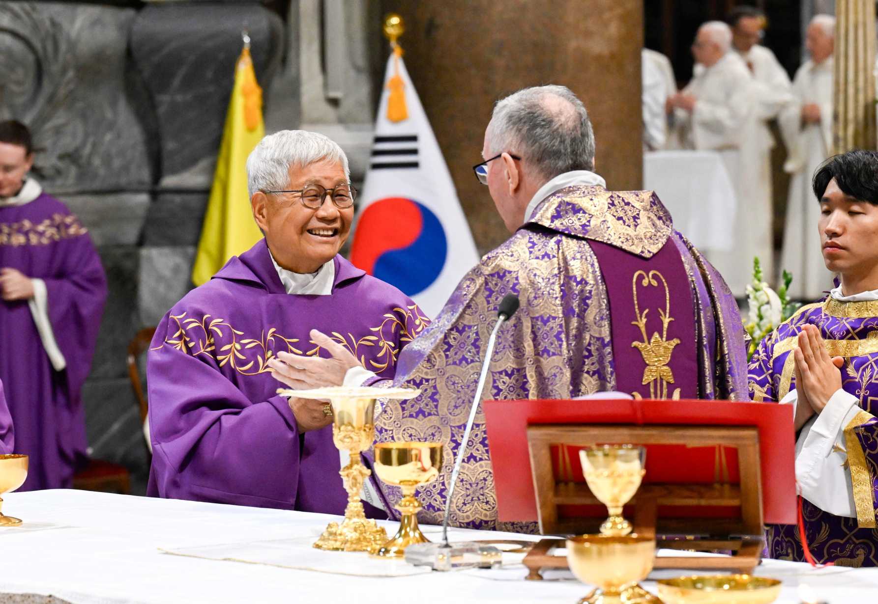 Cardinal: Vocation is call to happiness; right path is discerned in prayer