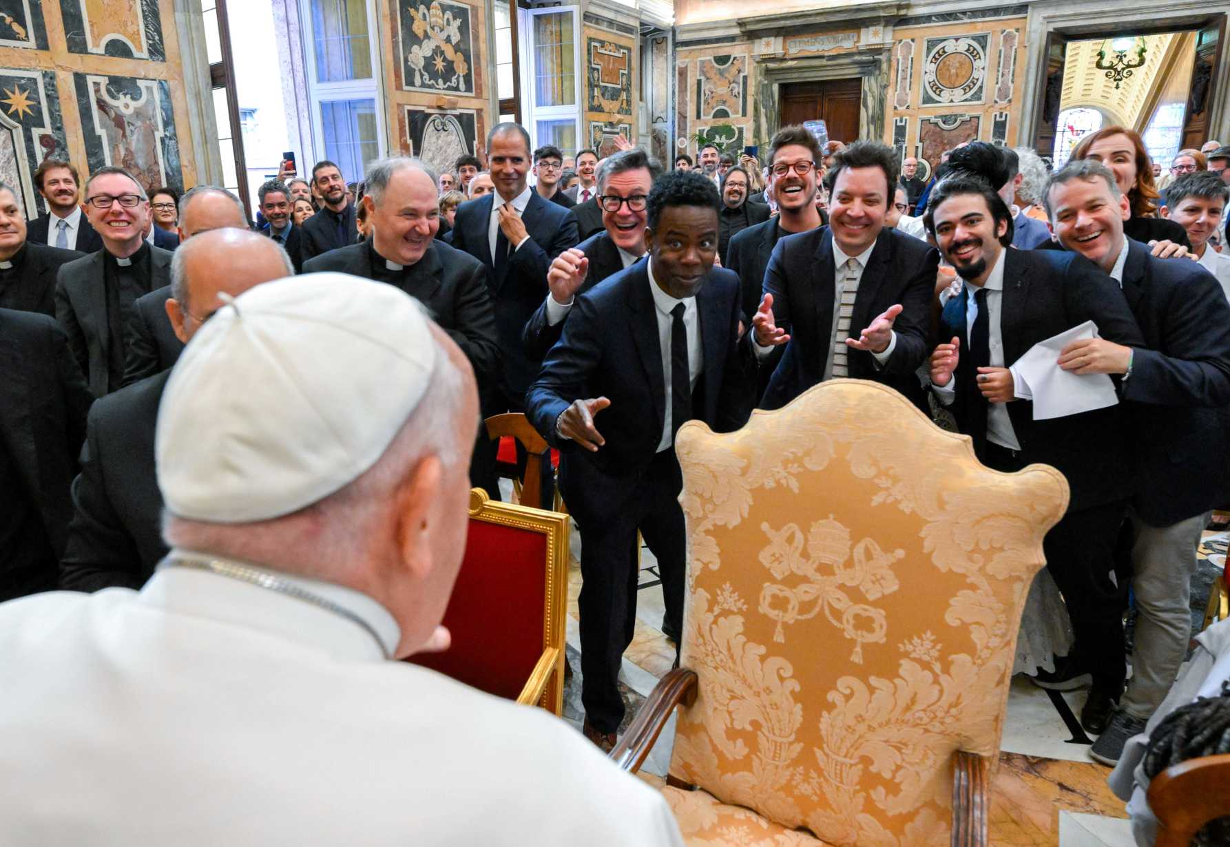 Pope swaps jokes with comedy stars at Vatican