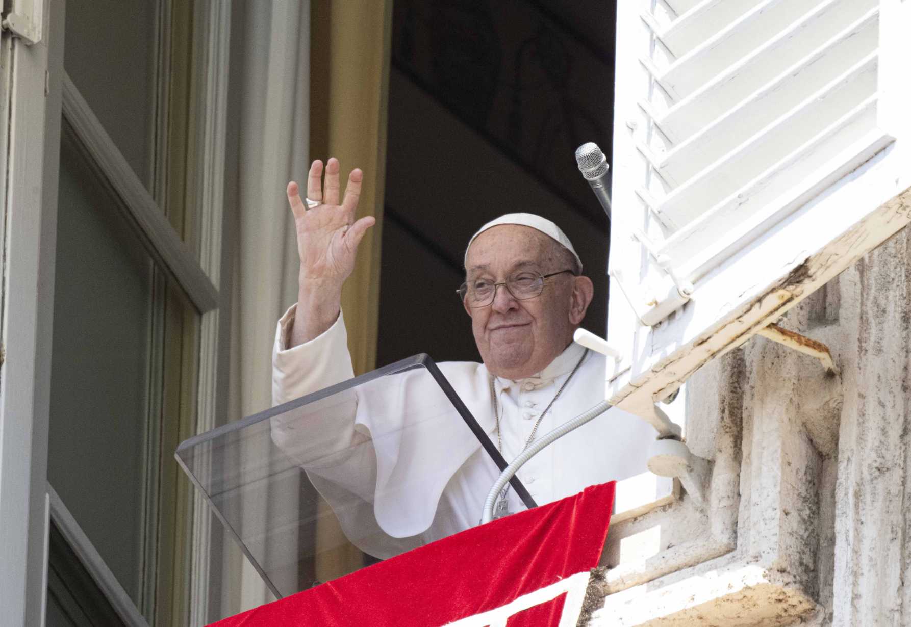 Prejudices obstruct true faith, pope says | USCCB