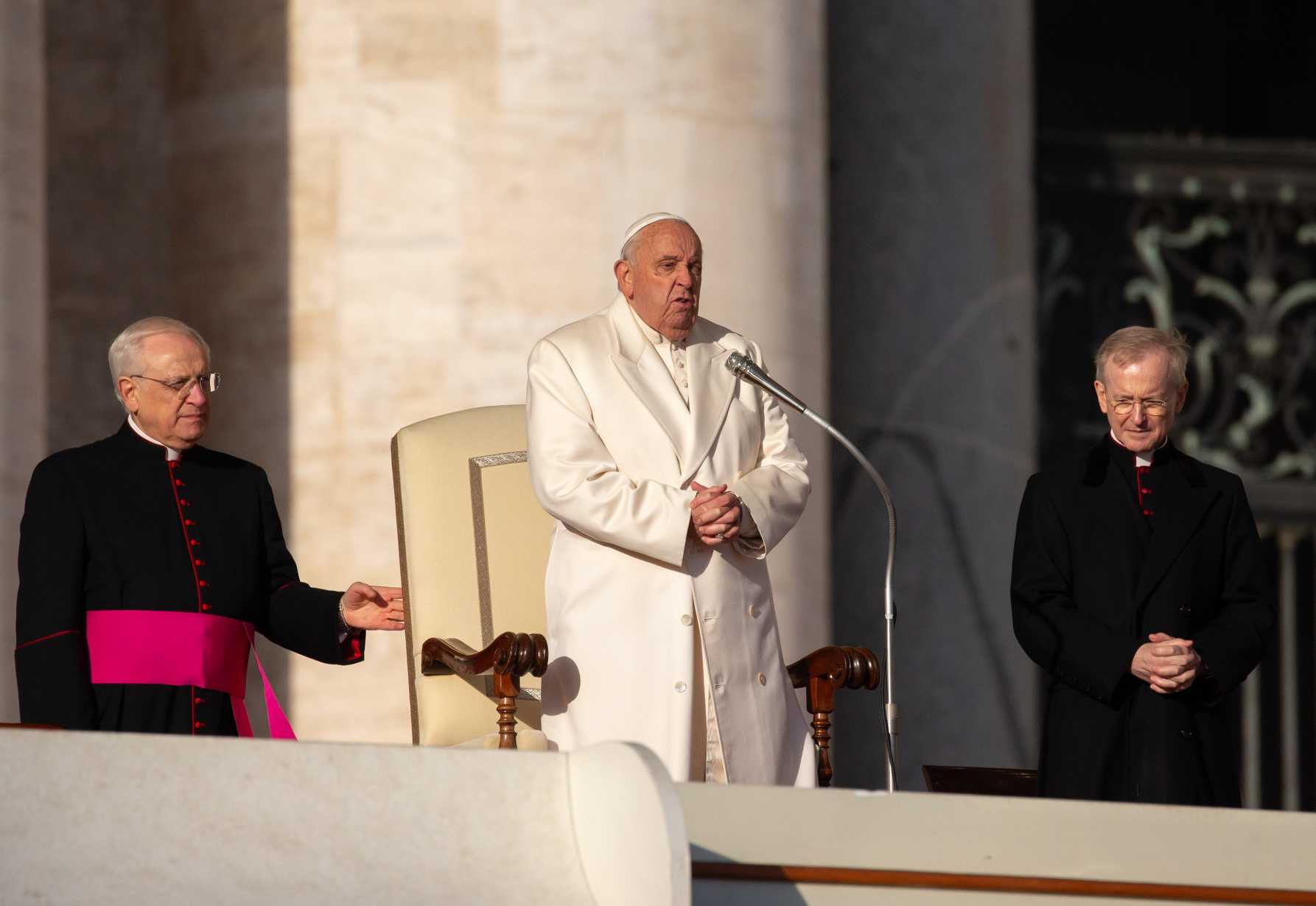 Homilies must be short, about Jesus, inspired by the Spirit, pope says