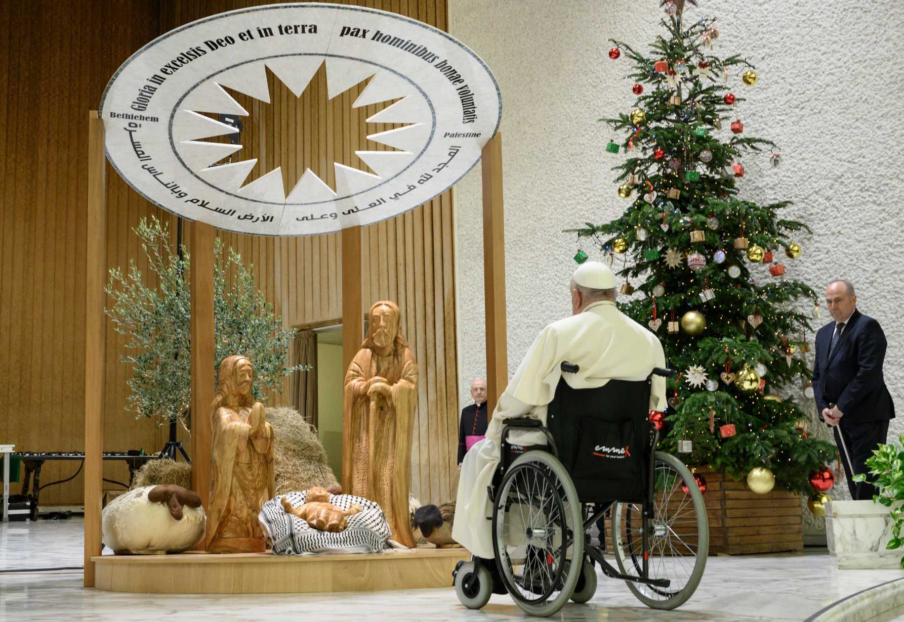 https://www.usccb.org/sites/default/files/styles/article_news_full_detail/public/2024-12/20241210T0800-POPE-CRECHE-TREE-1786397.JPG.jpeg?itok=-bM3-JHf