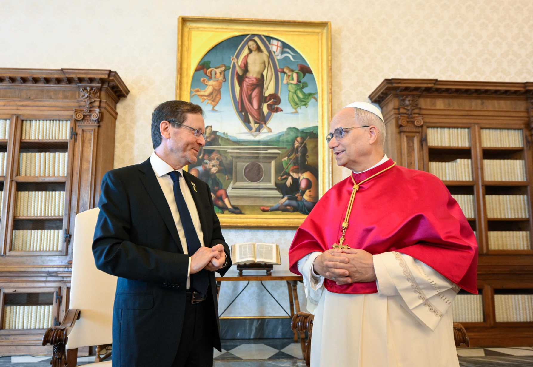 Pope meets Israeli president, discusses 'tragic' situation in Gaza