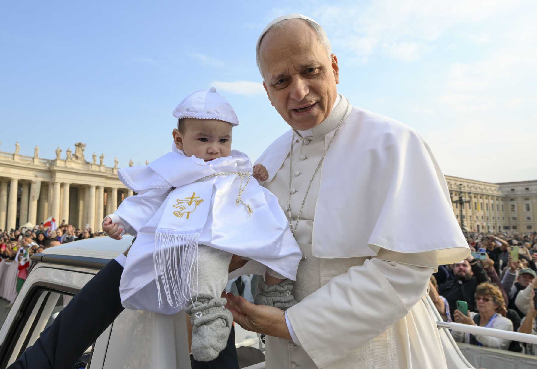 Jesus provides sustenance, not ready-made answers, pope says