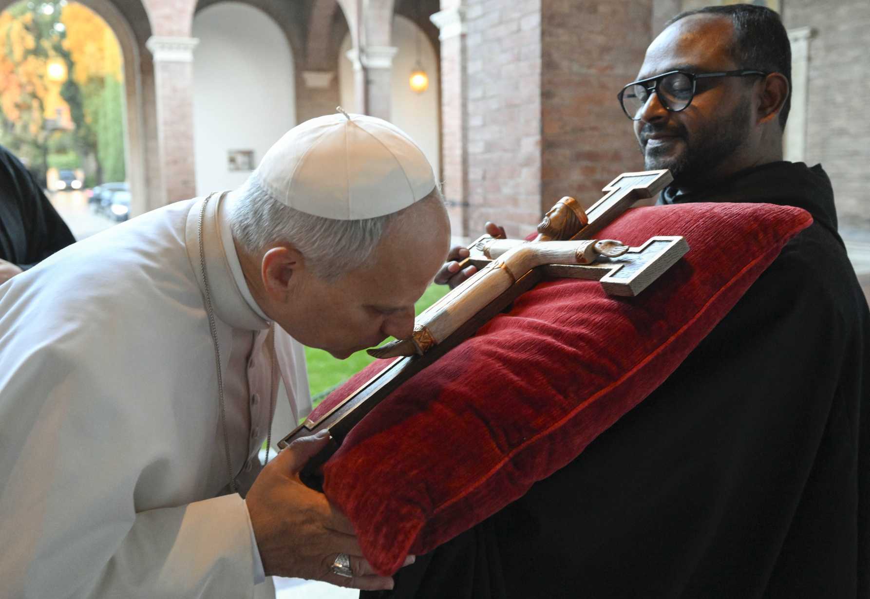 Churches should be joyful places of sharing gift of faith, pope says