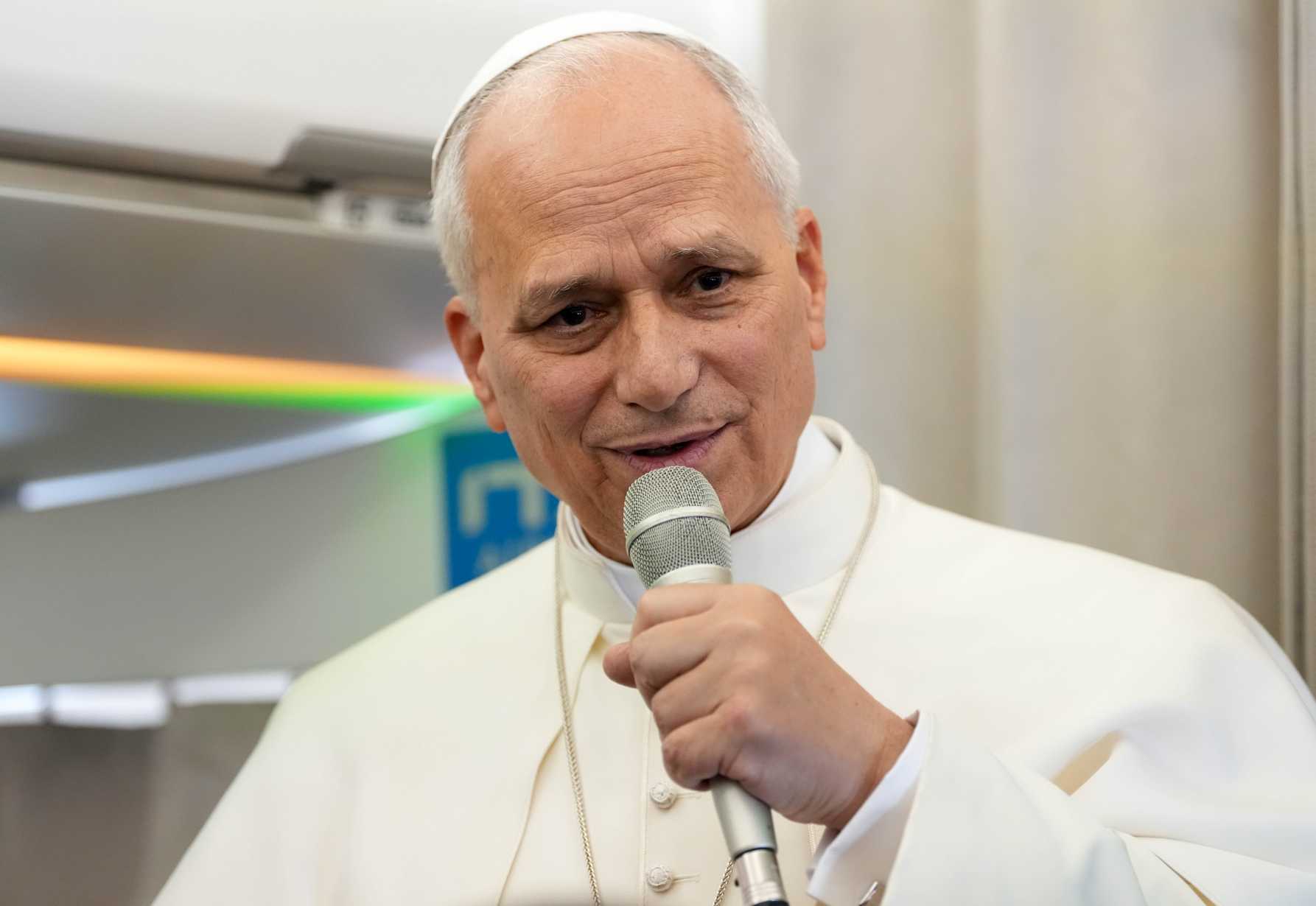 Pope tells reporters dialogue is always the answer to tense situations