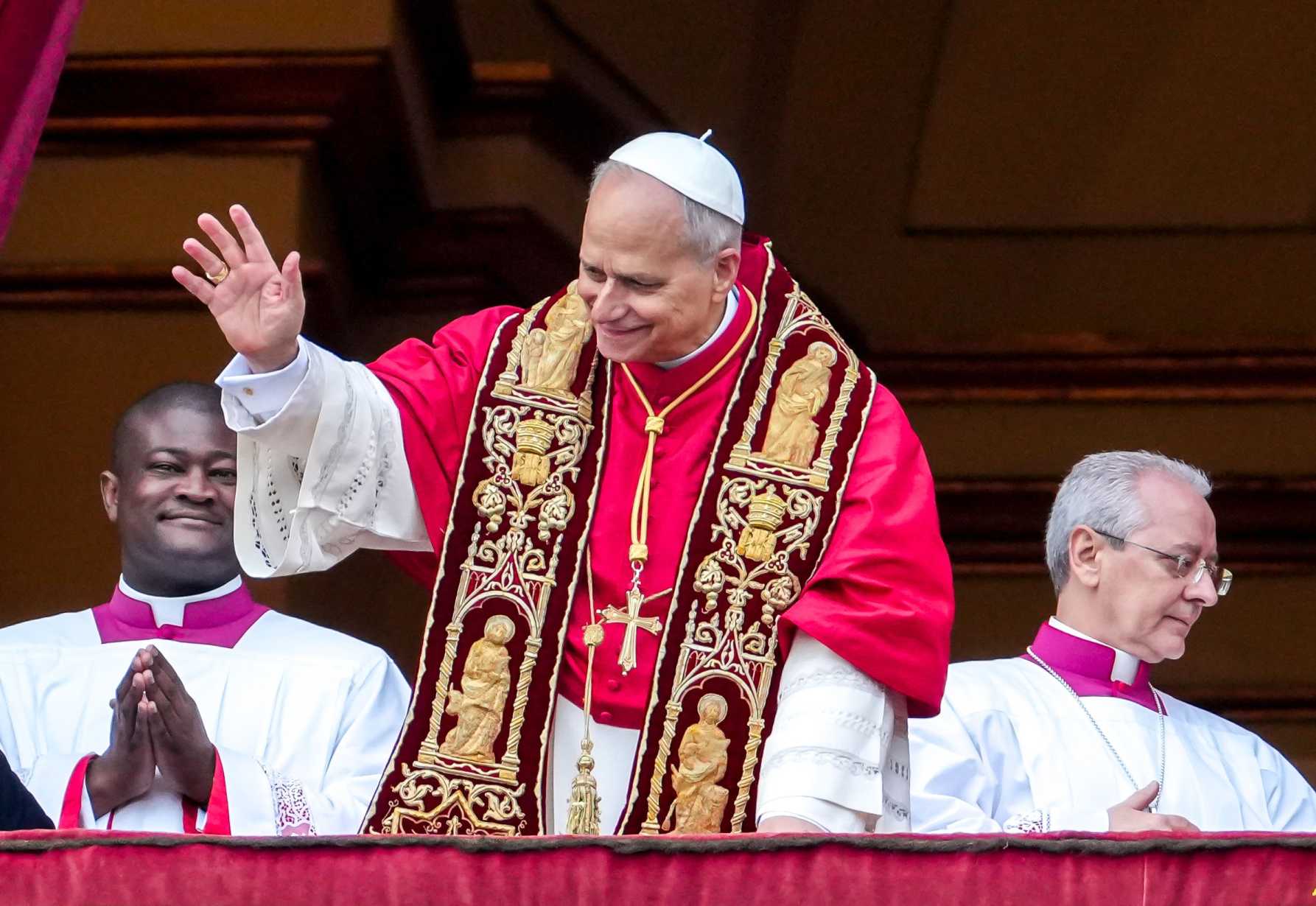 Open your hearts to baby Jesus and one another, pope says on Christmas