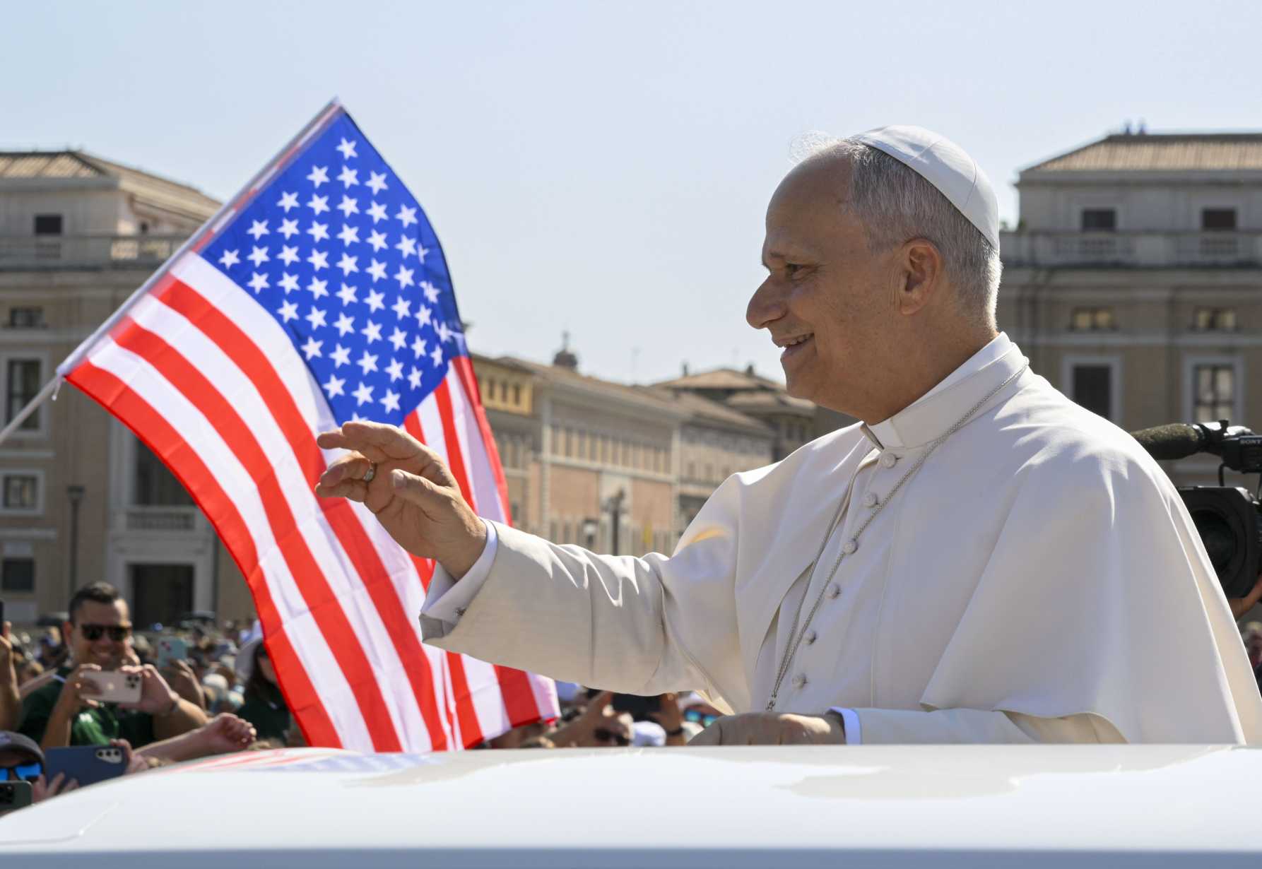 Election cycle will influence when pope heads to US, top Vatican diplomat says