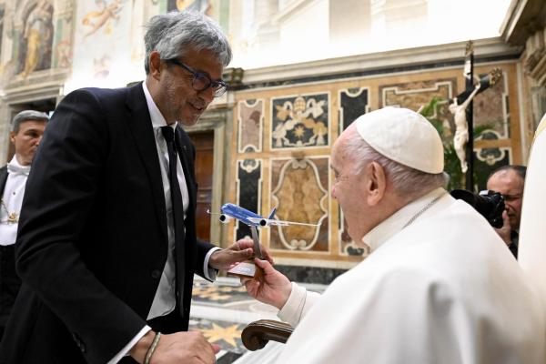 Pope Francis and CEO of ITA Airways