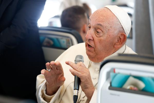 Pope Francis answers reporters' questions on plane