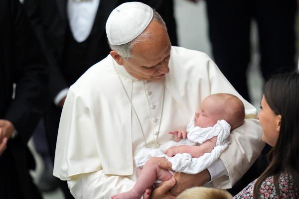 pope and baby