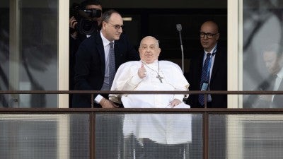 Pope returns to Vatican after long hospitalization