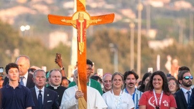 Pope Leo urges youth to find hope, friendship in Christ in uncertain times