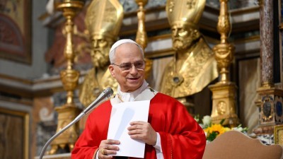 Pope asks his Augustinian confreres to listen, be humble, promote unity
