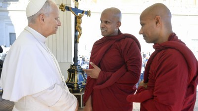 Seeing everyone as a brother or sister is part of Christianity, pope says