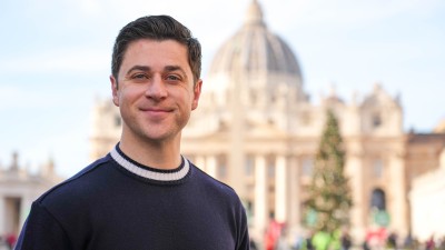 Catholic actor finds Christmas joy in helping US charity