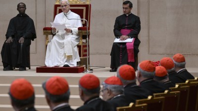 Curia must reflect 'new humanity,' founded on love, solidarity, pope says