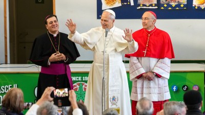 A true parish welcomes everyone, spreads respect, harmony, pope says