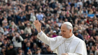 Church is holy by Christ's presence, not human perfection, pope says