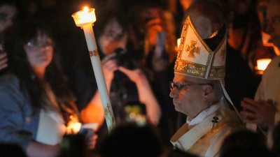 Pope: Don't be paralyzed by mistrust, fear; be catalyzed by Christ to build peace