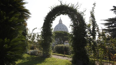 Archives: From marshy to manicured: Gardens' gruesome past grows into green haven