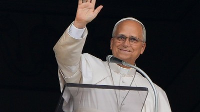 Pope grateful for people's prayers, intends to resume duties 'gradually'