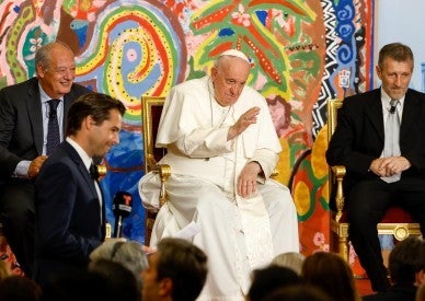 Pope Francis says situation at U.S.-Mexico border is 'serious problem'