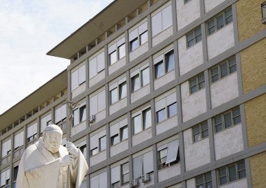 Pope doing well after abdominal surgery, asks for continued prayers