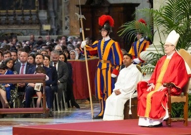 Love, not power saves the world, papal preacher says at service with Vance