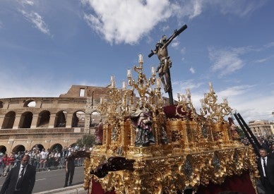 Jubilee event combines popular piety, venerated statues and ancient ruins