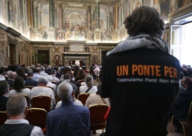 Decisions, relationships, actions must be rooted in nonviolence, pope says
