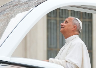 Crying out to God can be sign of hope, not crisis of faith, pope says