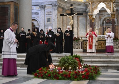 Modern Christian martyrs show power of love in face of hatred, pope says