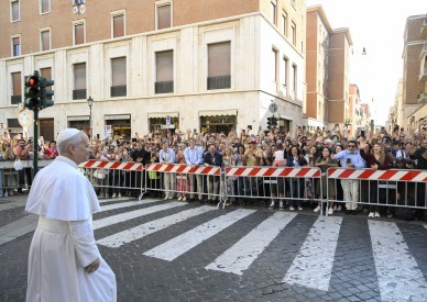 Use wealth to help people, not destroy them, pope says
